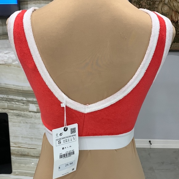 NWT Zara Terry Cloth Red & White‎ 70’s Inspired Crop Top Cut Out V-Neck Size S - Picture 6 of 9